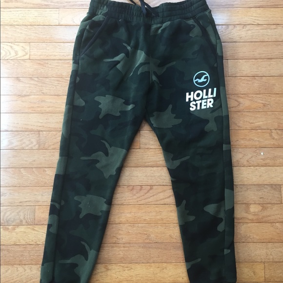 hollister boys joggers